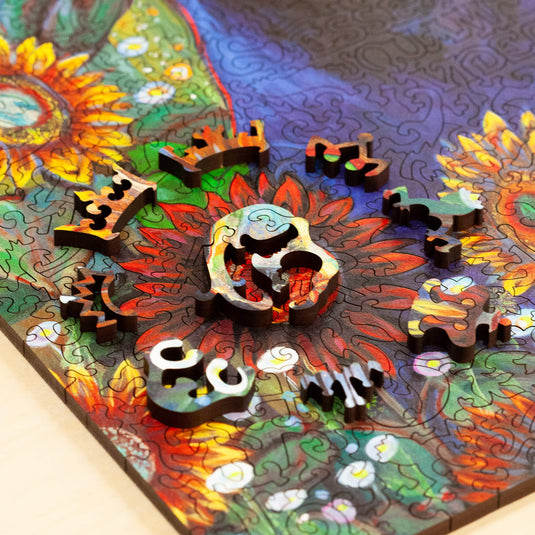 Queen Bee by Kari Lehr 529 Piece Wooden Jigsaw Puzzle by Stumpcraft